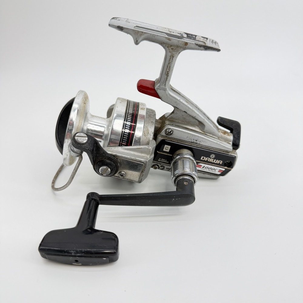 Vintage Daiwa 4000C 2-Ball Bearing Spinning Reel Silver - Works Great!